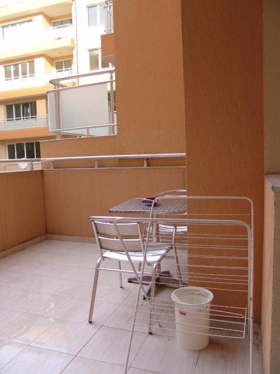 Our Home Guest Rooms เวลีคอเทอร์โนโว ภายนอก รูปภาพ